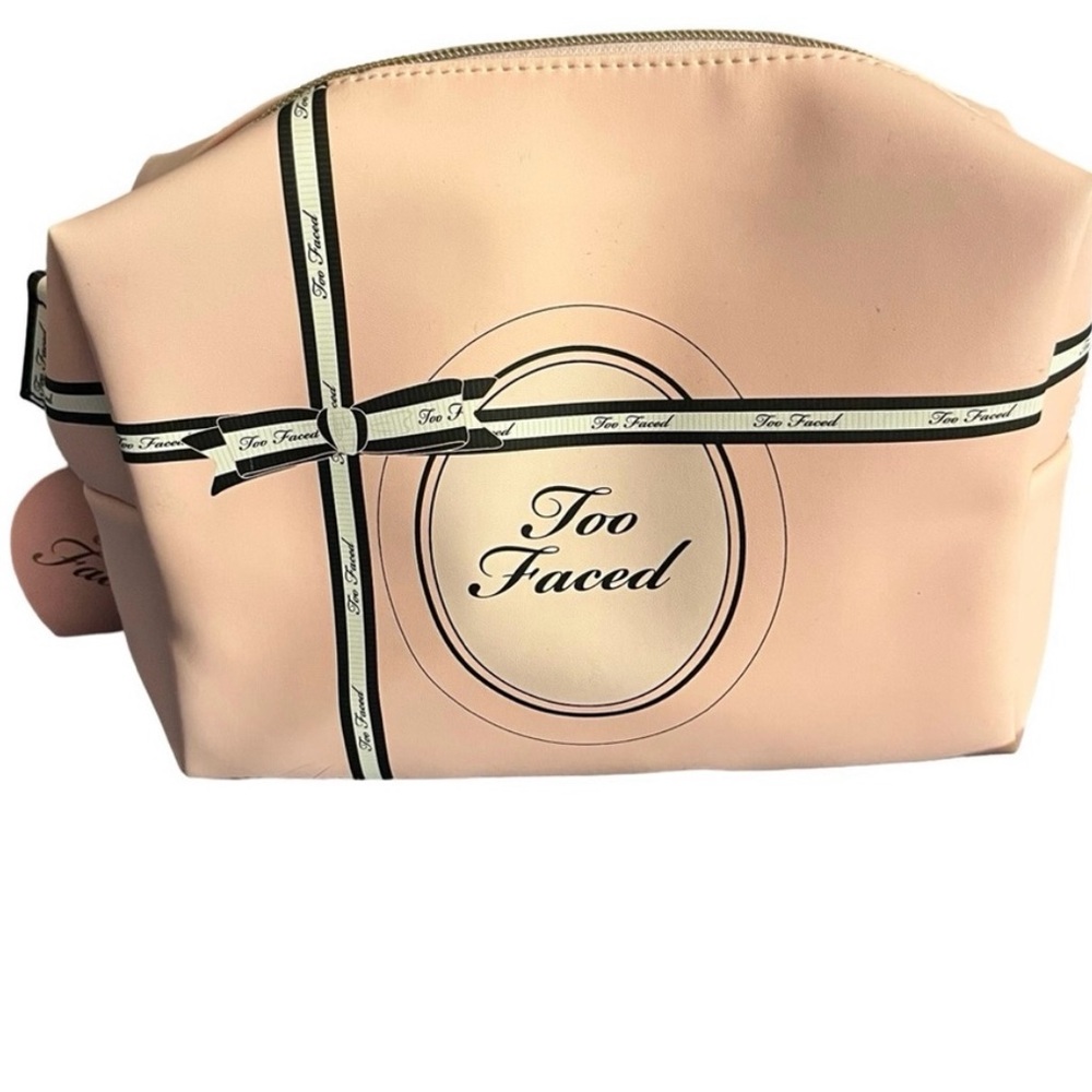 Too Faced Elegant pink  Cosmetic Case